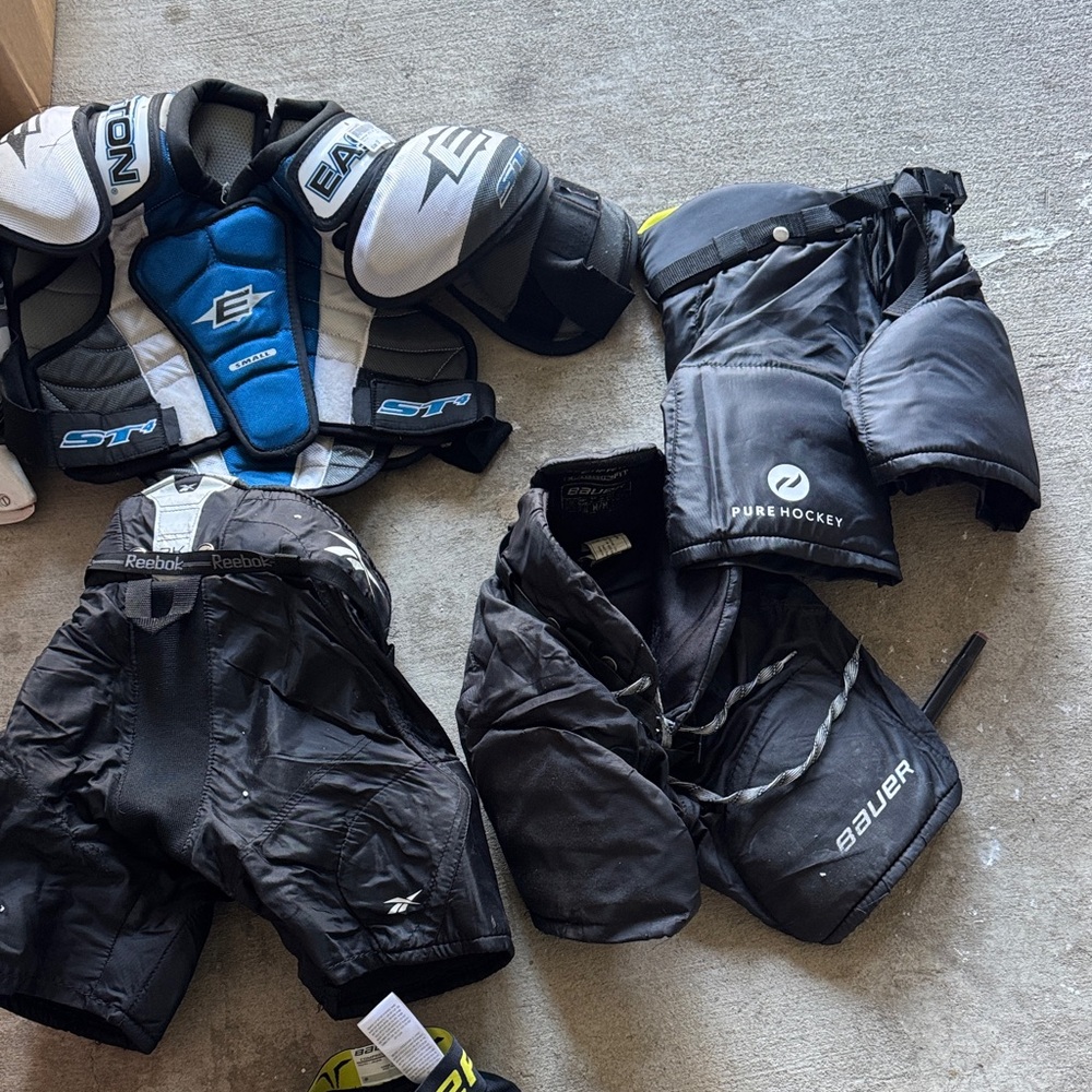 Easton Kids Matching Set - Black and Blue
